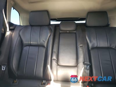 Zdjęcie 10 z 14 samochodu: 2019 LAND ROVER RANGE ROVER EVOQUE SE VIN:SALVP2RX2KH330149 - miniatura