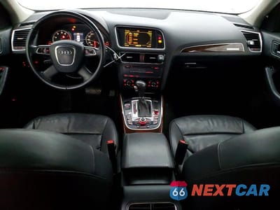 Zdjęcie 8 z 11 samochodu: 2010 AUDI Q5 PREMIUM PLUS VIN:WA1LKAFP6AA018252 - miniatura