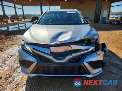 Piąte zdjęcie samochodu w środku: 2024 TOYOTA CAMRY XSE VIN:4T1K61AK7RU868155 - miniatura