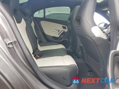 Zdjęcie 10 z 13 samochodu: 2023 MERCEDES-BENZ CLA 250 VIN:W1K5J4GB5PN349997 - miniatura