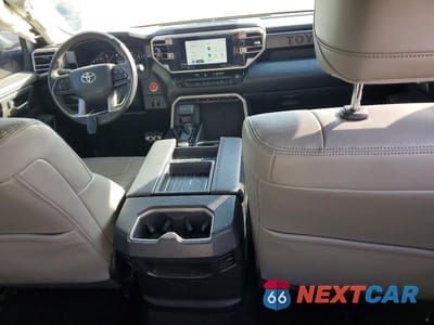 Zdjęcie 8 z 12 samochodu: 2022 TOYOTA TUNDRA SR5 VIN:5TFLA5DB8NX006243 - miniatura