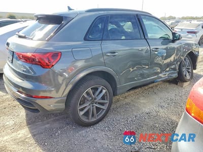 Trzecie zdjęcie samochodu z tyłu: 2025 AUDI Q3 PREMIUM S LINE 45 VIN:WA1DECF34S1005781 - miniatura