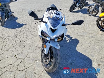 Drugie zdjęcie samochodu z przodu: 2026 KAWASAKI ZX636 K VIN:JKBZXJK14TA014261 - miniatura