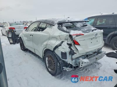 Drugie zdjęcie samochodu z przodu: 2019 TOYOTA C-HR XLE VIN:JTNKHMBX9K1045546 - miniatura
