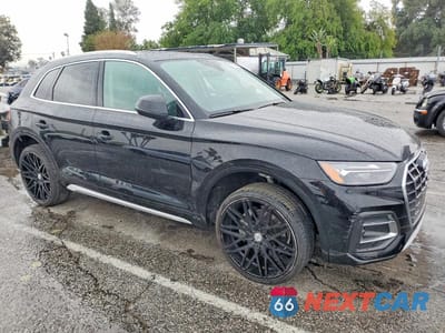 Czwarte zdjęcie samochodu z boku: 2023 AUDI Q5 PREMIUM 40 VIN:WA1ABAFY0P2137692 - miniatura