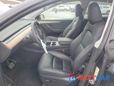 Zdjęcie 7 z 11 samochodu: 2024 TESLA MODEL Y VIN:7SAYGDEE6RA241991 - miniatura