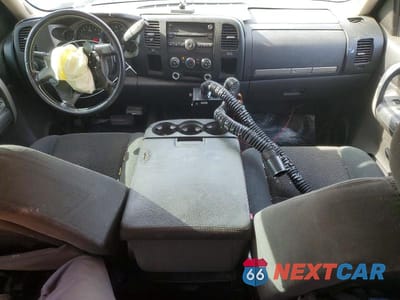 Zdjęcie 8 z 12 samochodu: 2007 GMC NEW SIERRA C1500 VIN:2GTEC19C071667701 - miniatura