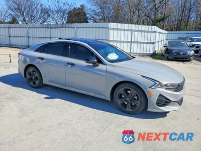 Czwarte zdjęcie samochodu z boku: 2022 KIA K5 GT LINE VIN:5XXG64J21NG119279 - miniatura