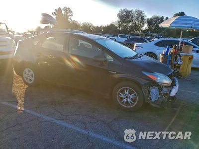 Czwarte zdjęcie samochodu z boku: 2011 TOYOTA PRIUS VIN:JTDKN3DU2B1452098 - miniatura