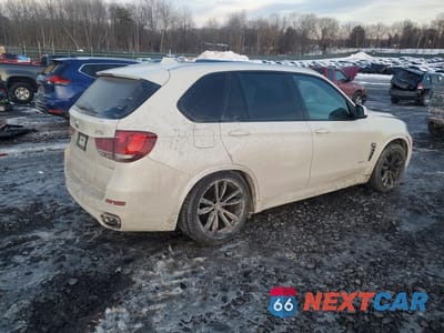Trzecie zdjęcie samochodu z tyłu: 2018 BMW X5 XDRIVE35I VIN:5UXKR0C54J0X99884 - miniatura