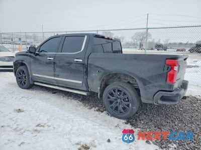 Drugie zdjęcie samochodu z przodu: 2023 CHEVROLET SILVERADO K1500 HIGH COUNTRY VIN:1GCUDJE83PZ308375 - miniatura