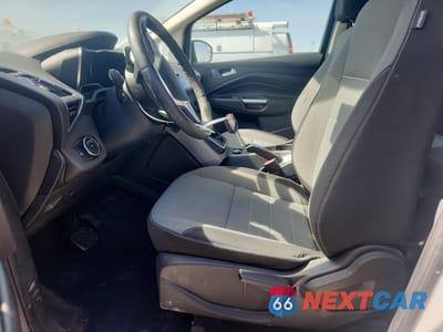 Zdjęcie 7 z 12 samochodu: 2013 FORD C-MAX SE VIN:1FADP5AUXDL524469 - miniatura