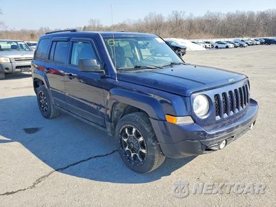 Czwarte zdjęcie samochodu z boku: 2016 JEEP PATRIOT SPORT VIN:1C4NJRBBXGD597313 - miniatura