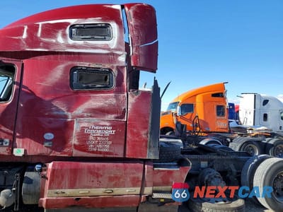 Zdjęcie 9 z 10 samochodu: 2020 VOLVO VN VNL - SEMI TRUCK VIN:4V4NC9EJ8LN197756 - miniatura