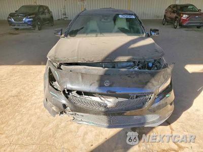 Piąte zdjęcie samochodu w środku: 2019 MERCEDES-BENZ CLA 250 VIN:WDDSJ4EB3KN767716 - miniatura