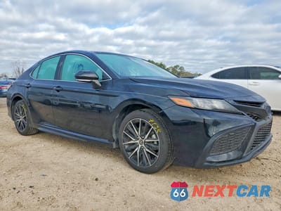 Czwarte zdjęcie samochodu z boku: 2024 TOYOTA CAMRY SE VIN:4T1T11AK0RU922091 - miniatura