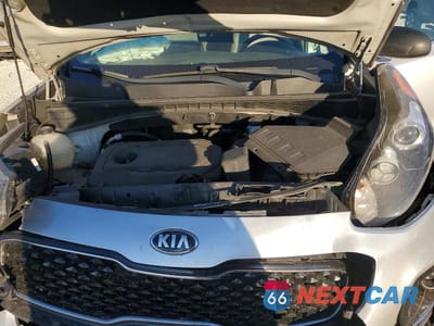 Zdjęcie 12 z 13 samochodu: 2017 KIA SPORTAGE EX VIN:KNDPNCAC6H7207103 - miniatura