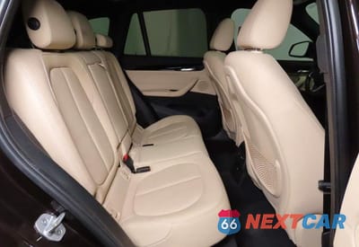 Zdjęcie 6 z 10 samochodu: 2018 BMW X1 SDRIVE28I VIN:WBXHU7C37J5L05511 - miniatura