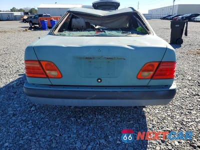 Zdjęcie 6 z 12 samochodu: 1996 MERCEDES-BENZ E 320 VIN:WDBJF55F2TJ013035 - miniatura