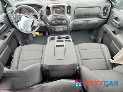 Zdjęcie 8 z 11 samochodu: 2026 CHEVROLET SILVERADO K1500 TRAIL BOSS CUSTOM VIN:3GCPKCEK5TG161111 - miniatura