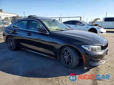 Czwarte zdjęcie samochodu z boku: 2020 BMW 330I VIN:3MW5R1J03L8B09611 - miniatura