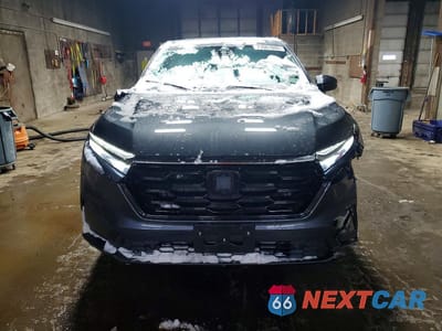 Piąte zdjęcie samochodu w środku: 2025 HONDA CR-V EXL VIN:7FARS4H79SE020718 - miniatura