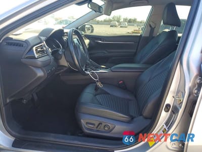 Zdjęcie 7 z 11 samochodu: 2019 TOYOTA CAMRY SE VIN:4T1B11HK6KU296781 - miniatura