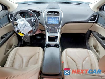 Zdjęcie 8 z 14 samochodu: 2019 LINCOLN NAUTILUS SELECT VIN:2LMPJ8K91KBL62362 - miniatura