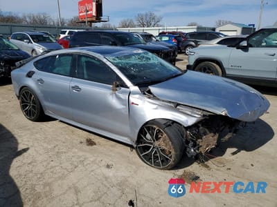 Czwarte zdjęcie samochodu z boku: 2016 AUDI A7 PREMIUM PLUS VIN:WAUWGAFC4GN002275 - miniatura