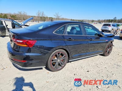 Trzecie zdjęcie samochodu z tyłu: 2019 VOLKSWAGEN JETTA GLI VIN:3VW5T7BU0KM146272 - miniatura