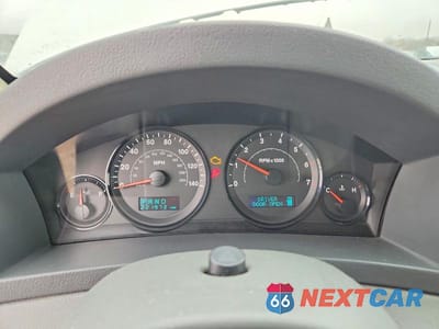 Zdjęcie 9 z 13 samochodu: 2006 JEEP GRAND CHEROKEE LAREDO VIN:1J4GS48K96C242096 - miniatura