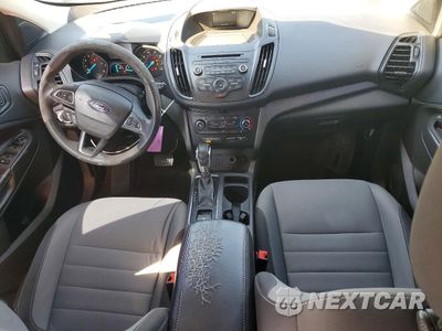 Zdjęcie 8 z 14 samochodu: 2018 FORD ESCAPE S VIN:1FMCU0F71JUA49185 - miniatura