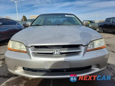 Piąte zdjęcie samochodu w środku: 1999 HONDA ACCORD EX VIN:JHMCG5553XC056791 - miniatura