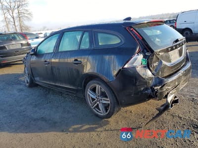 Drugie zdjęcie samochodu z przodu: 2015 VOLVO V60 VIN:YV1612SA4F1194568 - miniatura