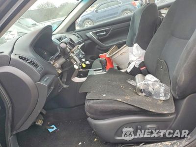Zdjęcie 7 z 12 samochodu: 2015 NISS ALTIMA 2.5 VIN:1N4AL3AP3FC288425 - miniatura