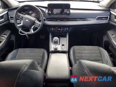 Zdjęcie 8 z 13 samochodu: 2023 MITSUBISHI OUTLANDER SE VIN:JA4J4UA88PZ033400 - miniatura