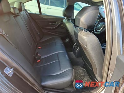 Zdjęcie 10 z 12 samochodu: 2014 BMW 328 XI VIN:WBA3B3C56EJ979893 - miniatura
