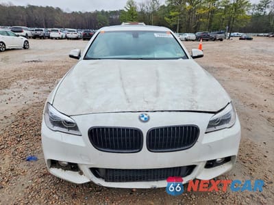Piąte zdjęcie samochodu w środku: 2015 BMW 535 D VIN:WBAXA5C51FD691747 - miniatura