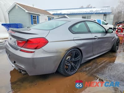 Trzecie zdjęcie samochodu z tyłu: 2015 BMW M6 VIN:WBSLX9C51FD160662 - miniatura