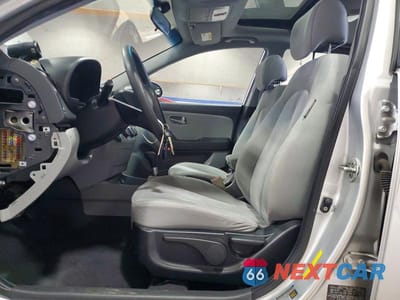 Zdjęcie 7 z 12 samochodu: 2009 HYUNDAI ELANTRA GLS VIN:KMHDU46DX9U723010 - miniatura