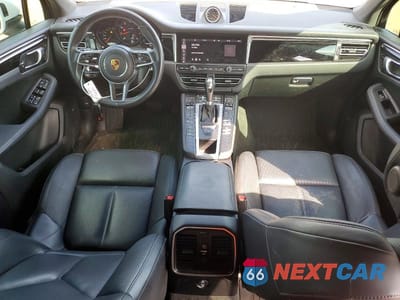 Zdjęcie 8 z 13 samochodu: 2021 PORSCHE MACAN VIN:WP1AA2A59MLB17635 - miniatura