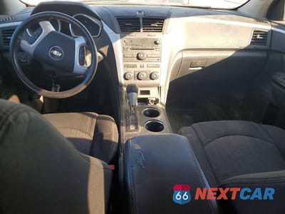 Zdjęcie 8 z 12 samochodu: 2012 CHEVROLET TRAVERSE LT VIN:1GNKRGED5CJ307043 - miniatura