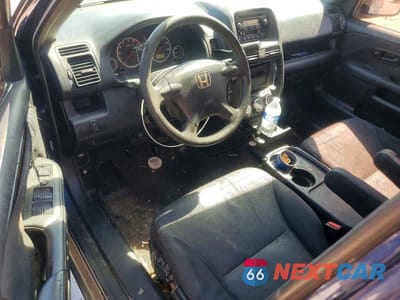 Zdjęcie 8 z 12 samochodu: 2005 HONDA CR-V LX VIN:JHLRD68585C020925 - miniatura