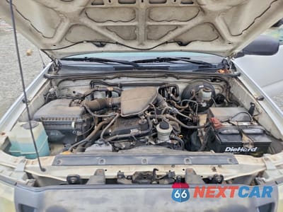 Zdjęcie 11 z 13 samochodu: 2010 TOYOTA TACOMA VIN:5TENX4CN5AZ736692 - miniatura