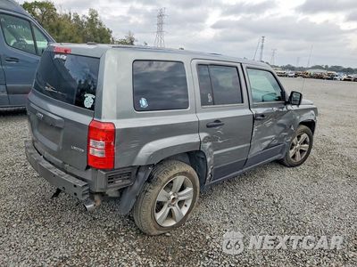 Trzecie zdjęcie samochodu z tyłu: 2014 JEEP PATRIOT LIMITED VIN:1C4NJPCB6ED533429 - miniatura
