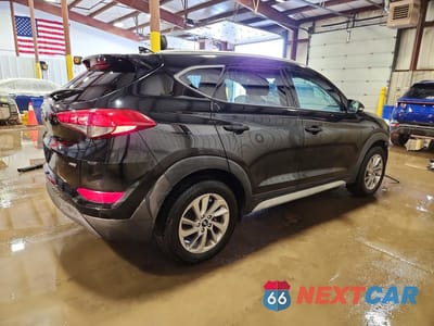 Trzecie zdjęcie samochodu z tyłu: 2017 HYUNDAI TUCSON SE PLUS VIN:KM8J3CA4XHU474326 - miniatura
