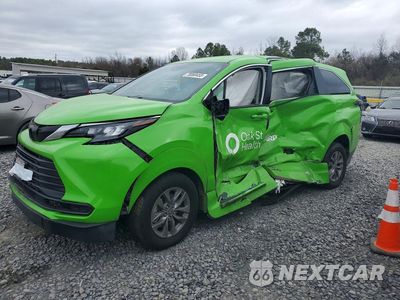 2024 TOYOTA SIENNA 5TDKSKFC6RS127510 - główne zdjęcie licytacji z USA - miniatura