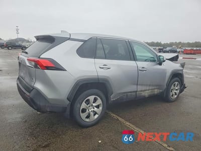 Trzecie zdjęcie samochodu z tyłu: 2023 TOYOTA RAV4 LE VIN:2T3G1RFV2PC365158 - miniatura