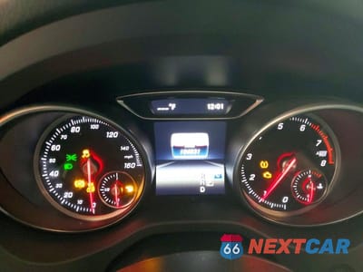 Zdjęcie 9 z 11 samochodu: 2017 MERCEDES-BENZ CLA 250 4MATIC VIN:WDDSJ4GB7HN470163 - miniatura