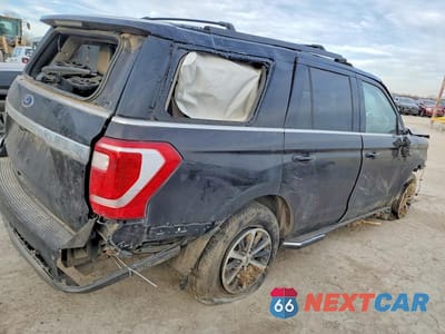 Trzecie zdjęcie samochodu z tyłu: 2021 FORD EXPEDITION XLT VIN:1FMJU1JT1MEA14341 - miniatura
